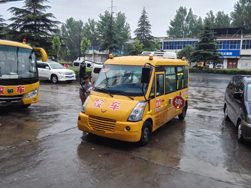 小型冷藏車出現(xiàn)異味怎樣排除？